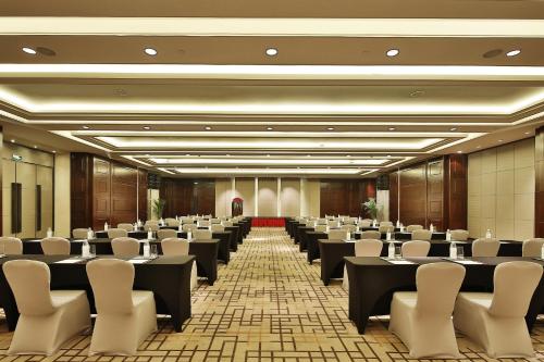 crowne plaza chengdu west by ihg