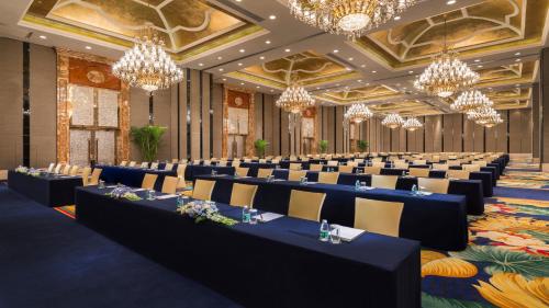 intercontinental chengdu global center by ihg