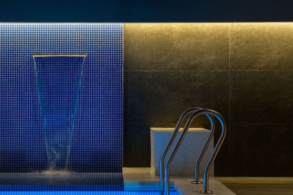 the elements hotel