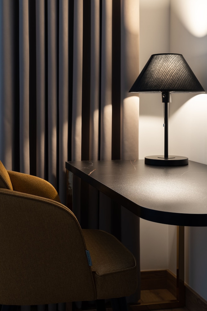 the elements hotel