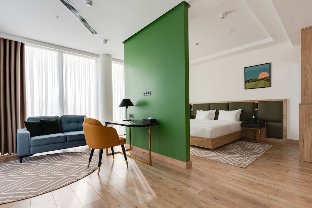 the elements hotel