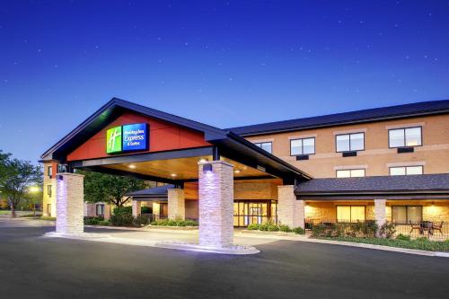 Holiday Inn Express & Suites Aurora - Naperville By Ihg,Cook County>>Aurora,3 star