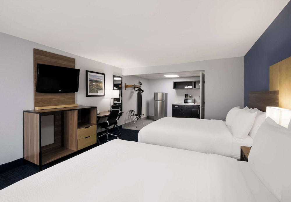 surestay plus by best western pigeon forge