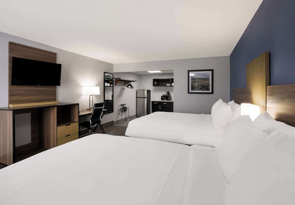 surestay plus by best western pigeon forge