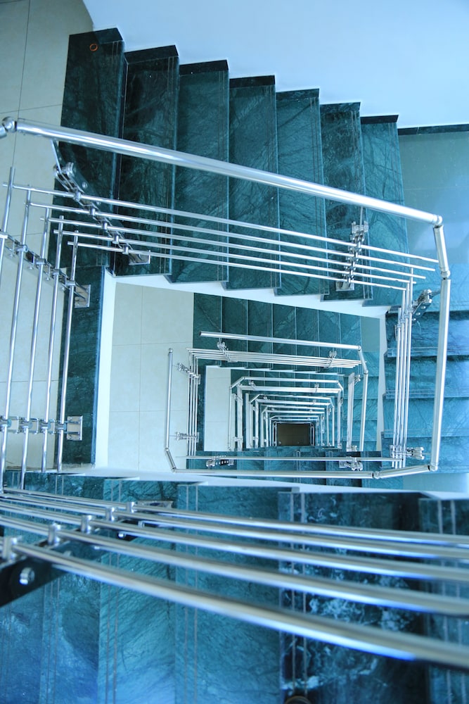 kerawud international hotel