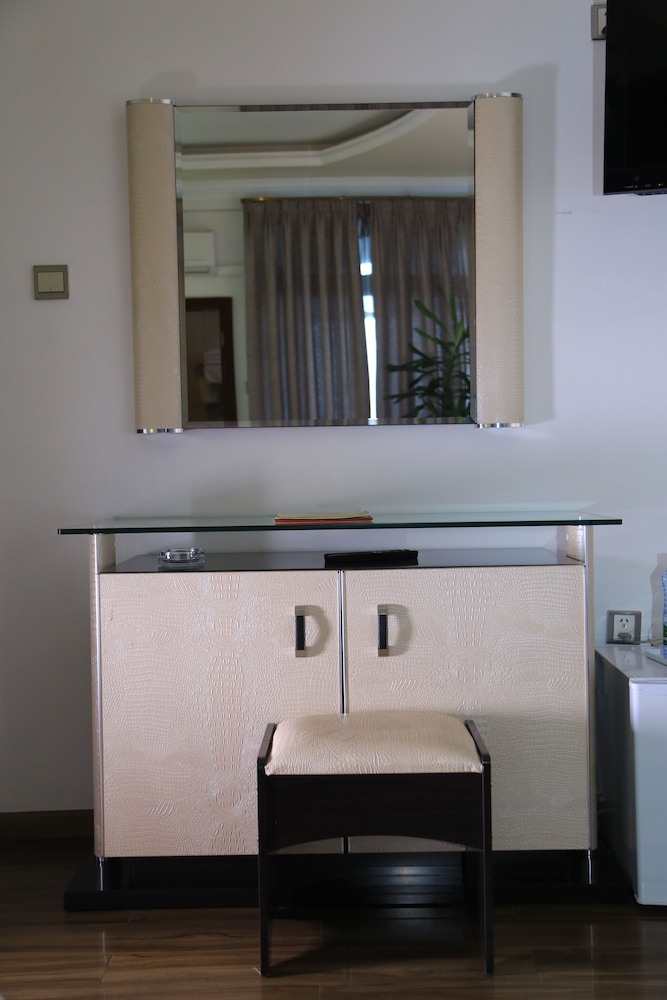 kerawud international hotel