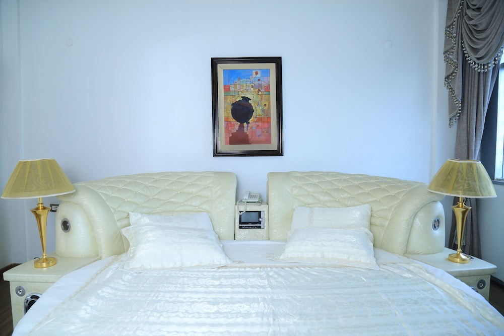 kerawud international hotel