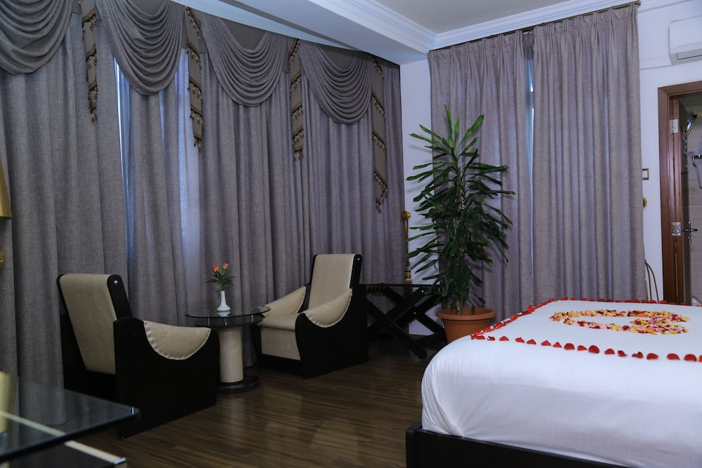 kerawud international hotel