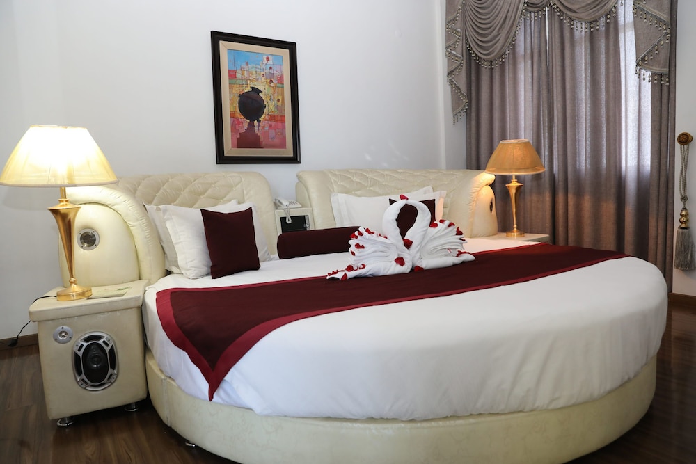 kerawud international hotel