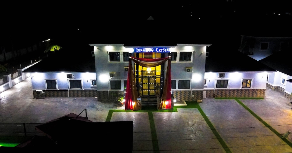 ronkibog crystal hotel and suites