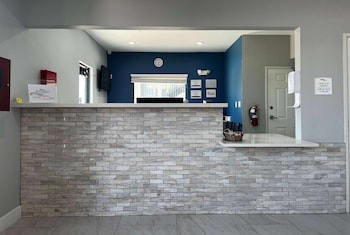 baymont by wyndham freeport texas