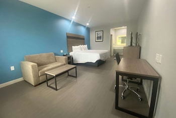 baymont by wyndham freeport texas