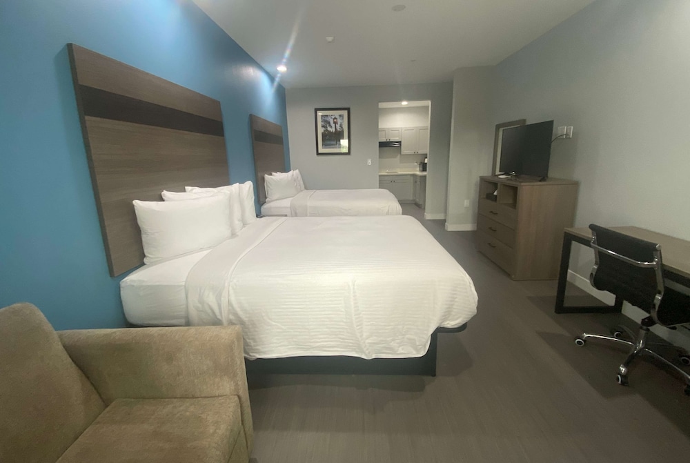 baymont by wyndham freeport texas