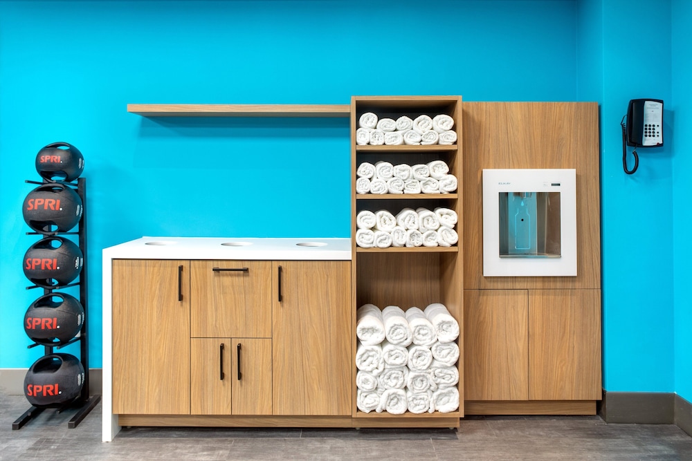 crowne plaza toronto airport by ihg