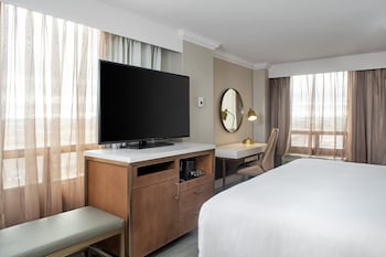 crowne plaza toronto airport by ihg