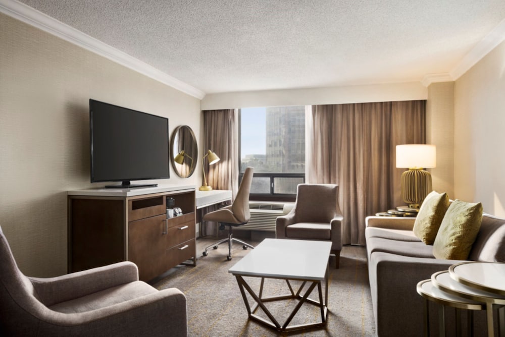 crowne plaza toronto airport by ihg