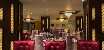 oasis hotel
