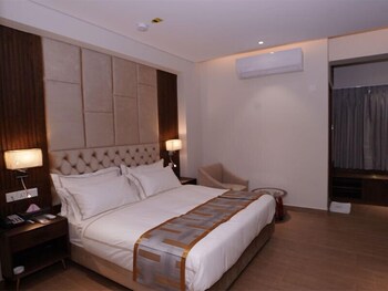 oasis hotel