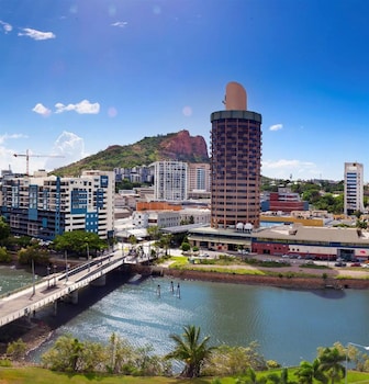 hotel grand chancellor townsville