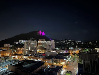 hotel grand chancellor townsville