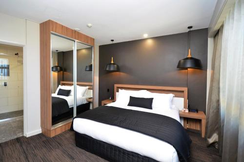 hotel grand chancellor townsville