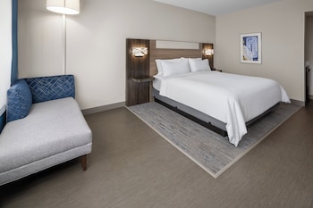 holiday inn express and suites waynesboro east