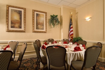 delta hotels by marriott utica