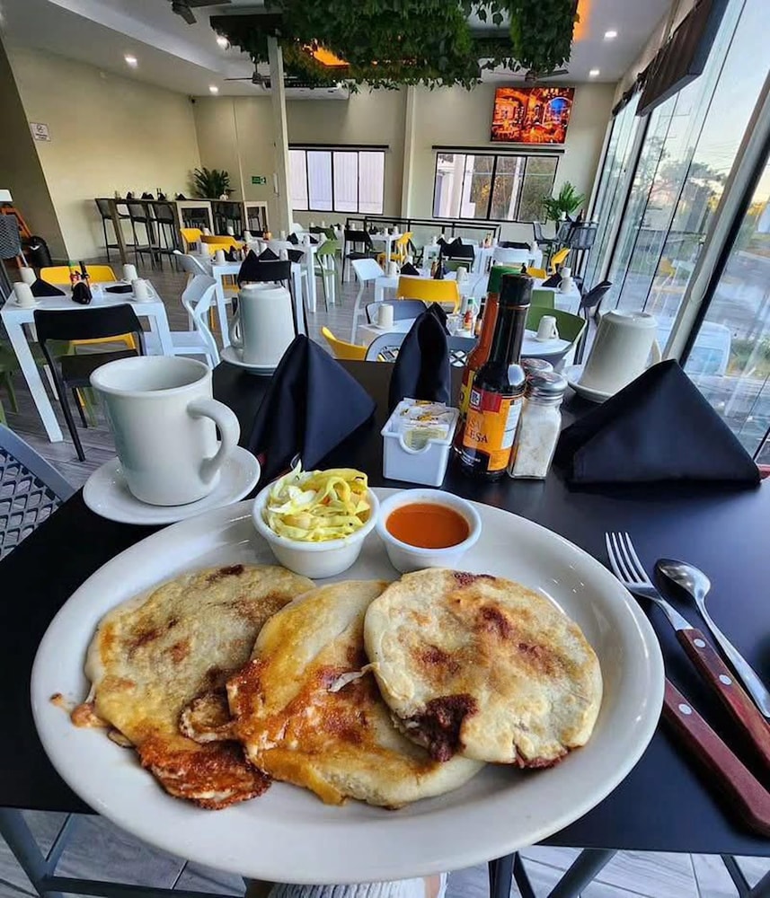 mi tierra hotel and restaurante