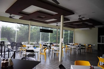 mi tierra hotel and restaurante