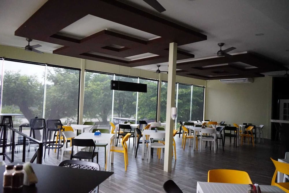 mi tierra hotel and restaurante