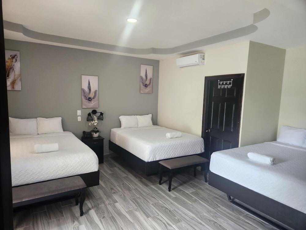 mi tierra hotel and restaurante