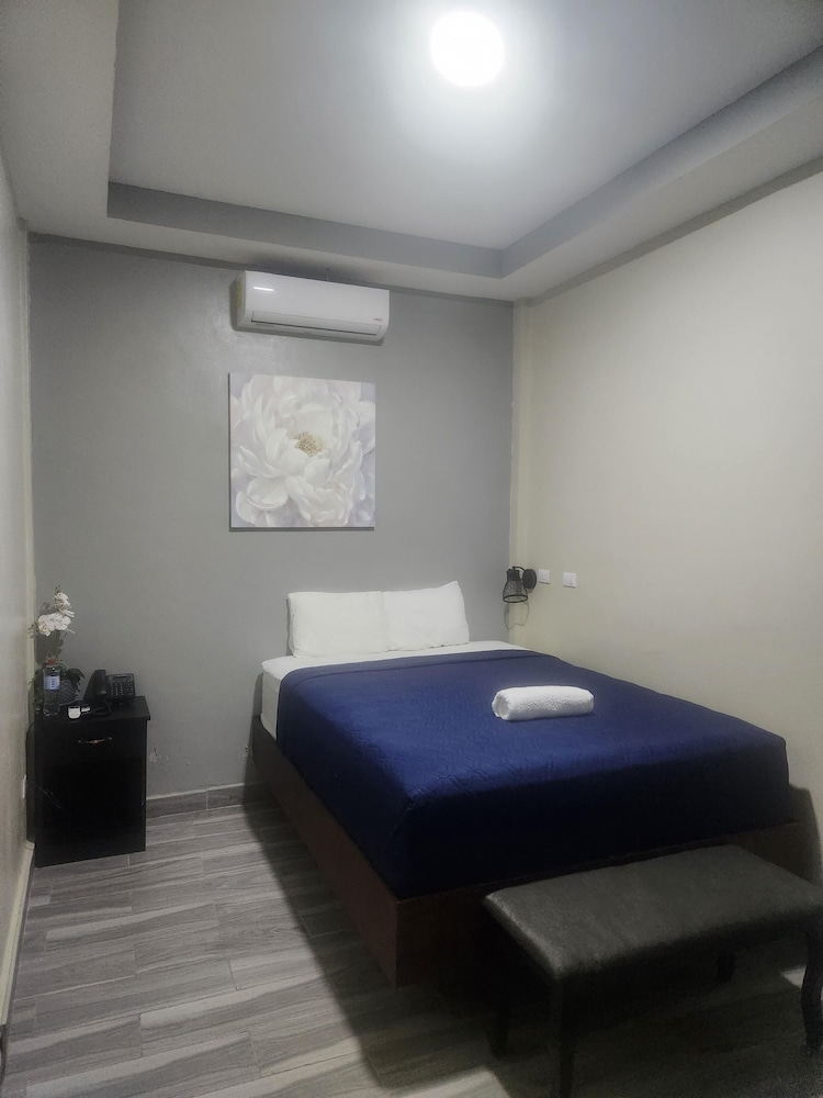 mi tierra hotel and restaurante