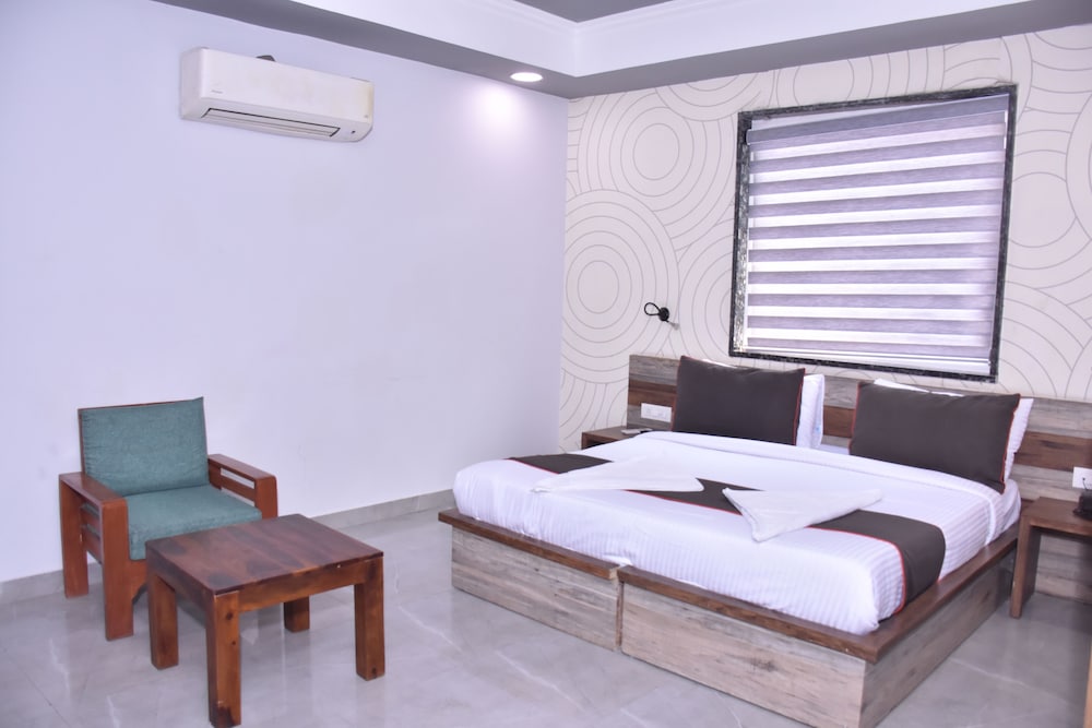 chhavi hotels