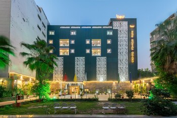 chhavi hotels