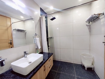 blueneck sec 47 near medanta the medicity gurugram