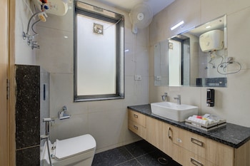 blueneck sec 47 near medanta the medicity gurugram