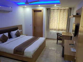 blueneck sec 47 near medanta the medicity gurugram