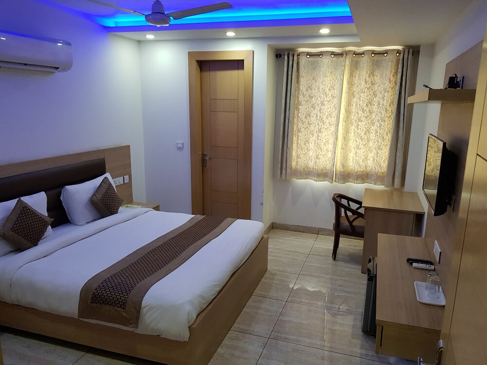 blueneck sec 47 near medanta the medicity gurugram