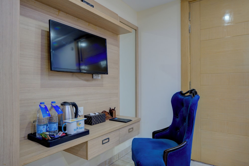 blueneck sec 47 near medanta the medicity gurugram