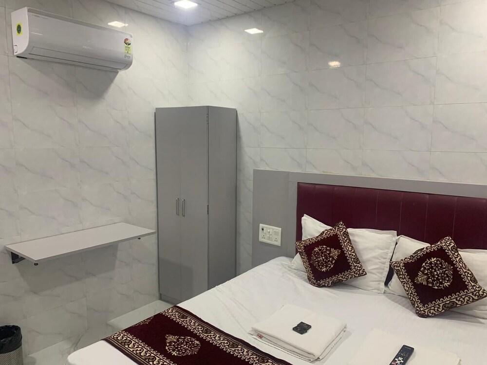 hotel sai guest house