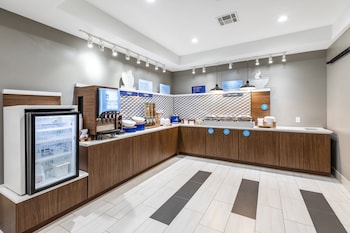 holiday inn express hotel and suites vidor south by ihg