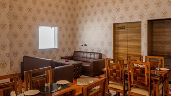 hukamgarh a luxury boutique resort