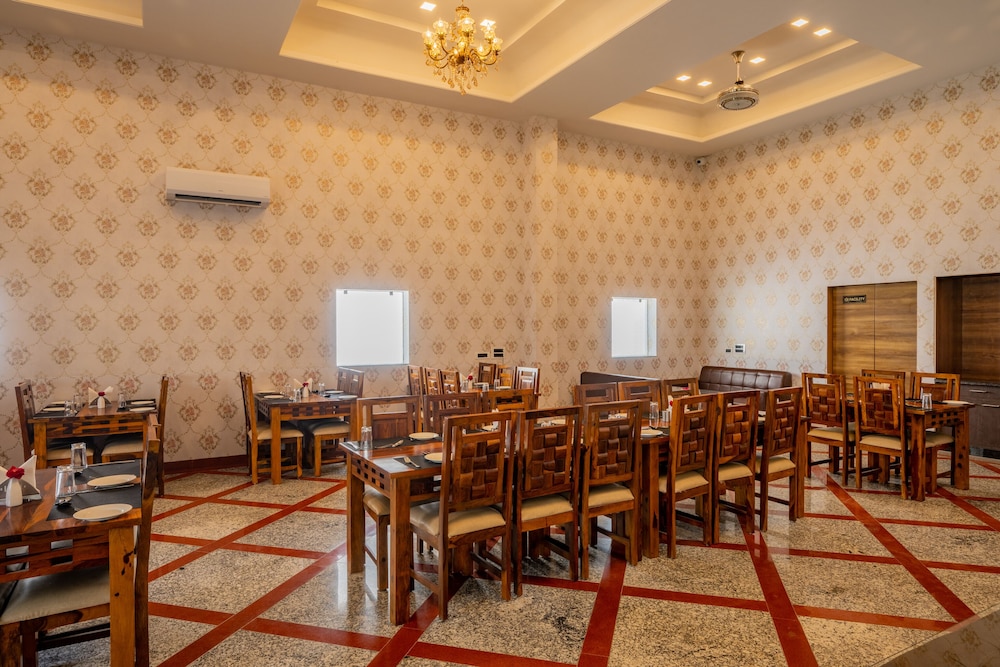 hukamgarh a luxury boutique resort