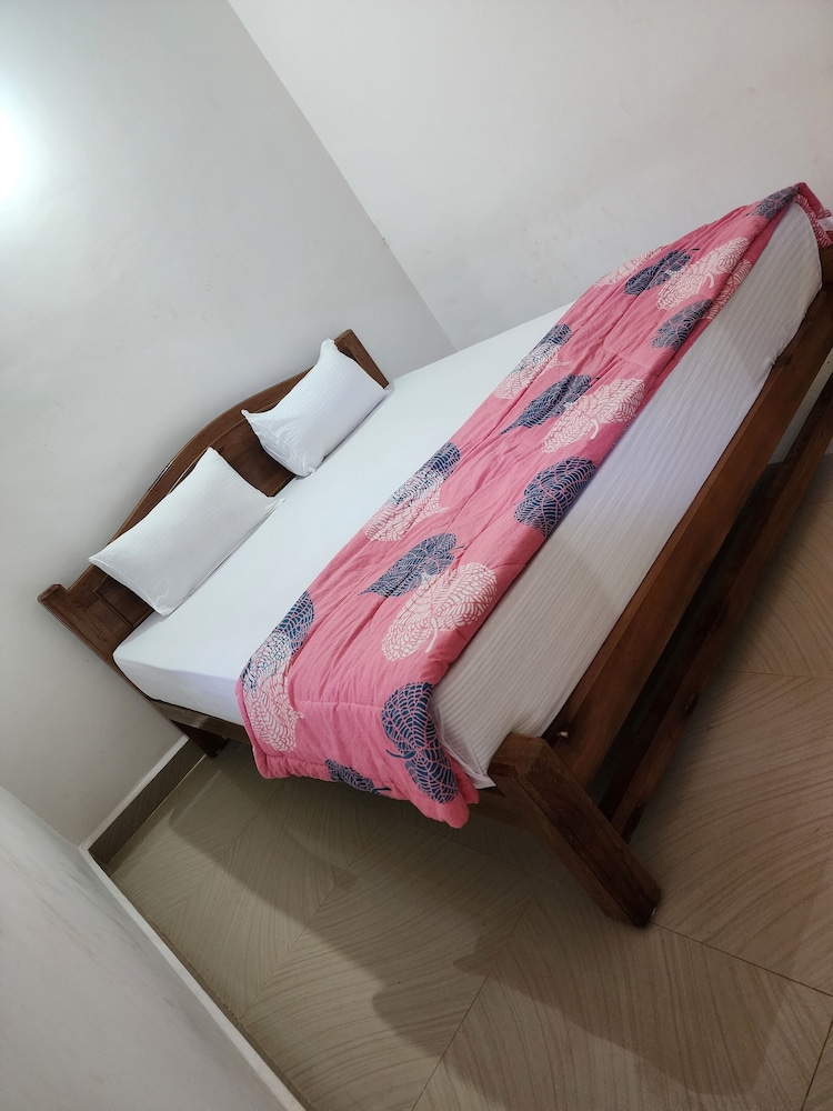 moonlight resorts agonda