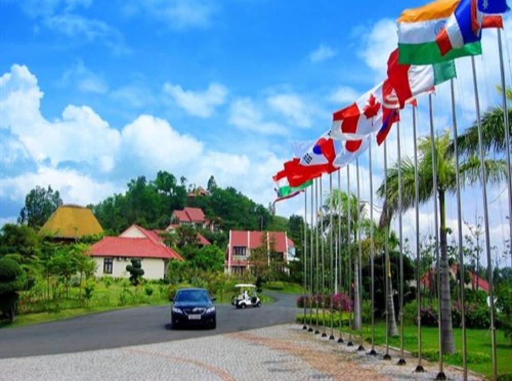 vietstar resort and spa