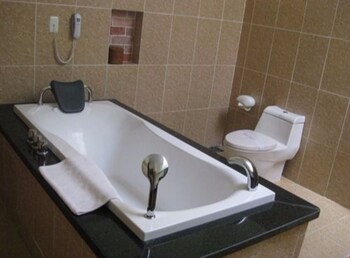 vietstar resort and spa