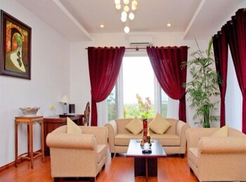vietstar resort and spa