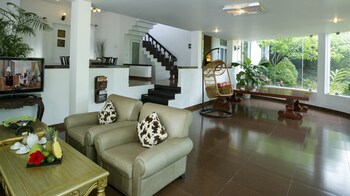 vietstar resort and spa