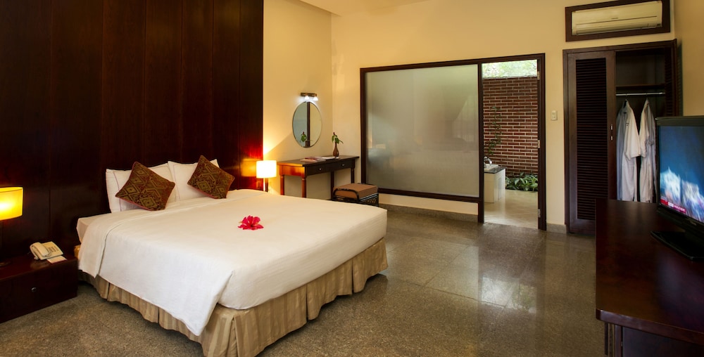 vietstar resort and spa
