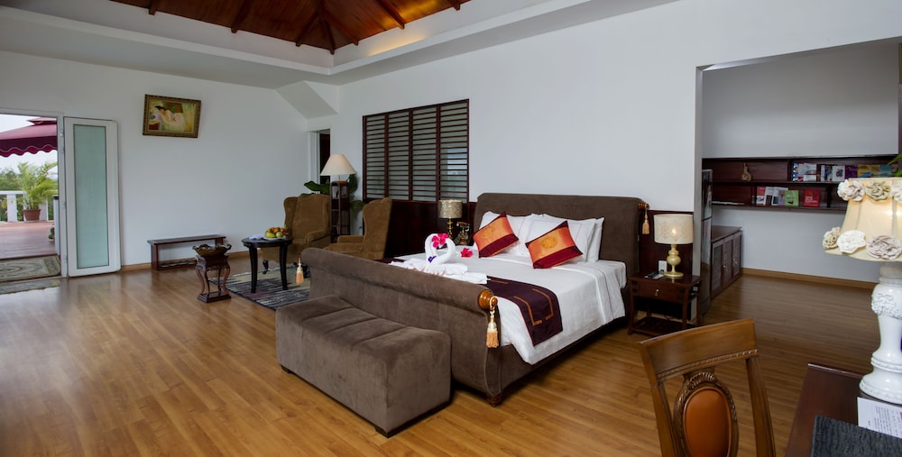 vietstar resort and spa